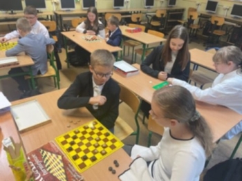 d8a28f8d-67ce-4ca0-ba63-d62103d60c76