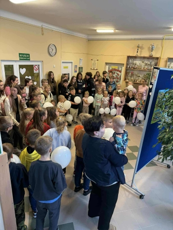 02c89b9f-8dba-4e82-bbe0-b5ce9d9a55a5