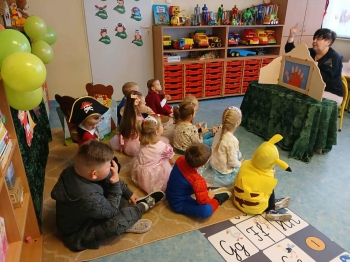 daa23713-a7c7-4846-a815-592a1eda22e6