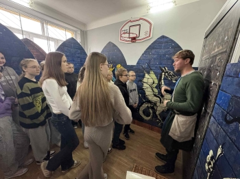 4860f574-322b-43d3-bfbf-501e30d732de