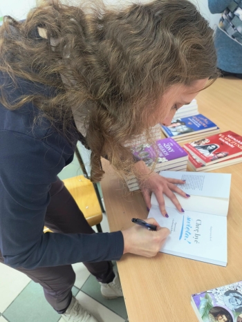 581caa72-41a7-49ca-b32e-8de14cc869d6