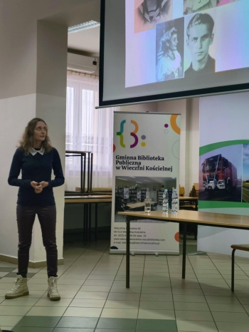 b8a88374-792f-4f5c-ad5a-3c73ce0f7479