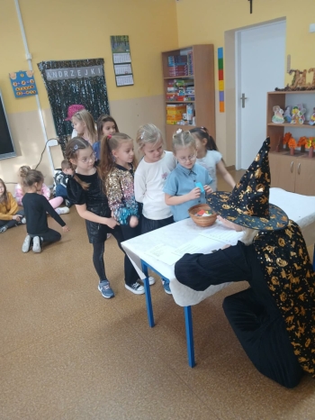 a6a08b36-c2b6-4855-8445-2199e906ddbe