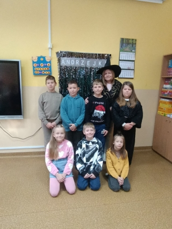 b081aa87-d197-4d49-accc-6b72436eb491