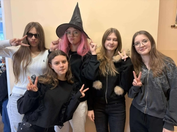 ab7d6fc4-ed38-4b76-afe7-fae4ddf87dcd