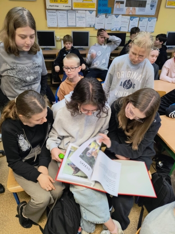 652f5044-b8c6-41b4-92c2-225b7ee615f1