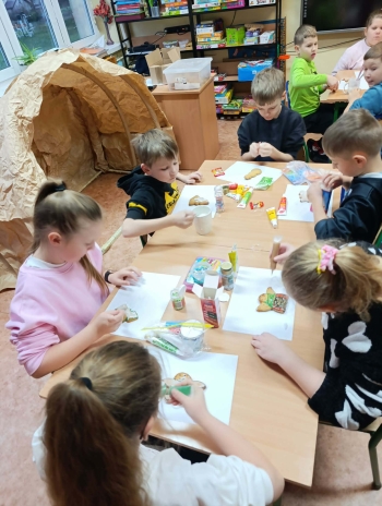 6c05b8fe-1949-4c74-b7da-72ffb85fed11