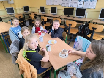 eaef2b31-c284-4188-9b78-9f9fbba0120e