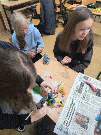 81bf80a9-9de2-4939-bffb-f3883265f3a6