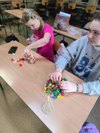 b001b861-eb0b-4128-be51-1d0bf1192b83