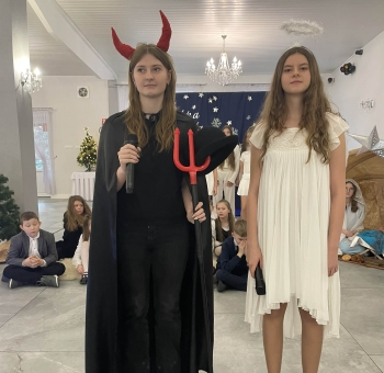 e2e4c917-4a19-47f7-83fc-1c55c2cbb3ce