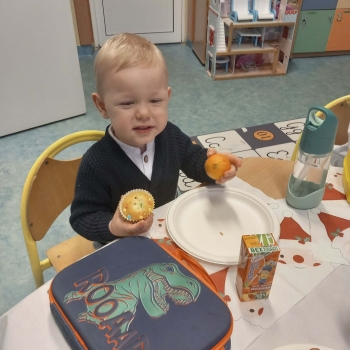 14ceb7a6-d5e3-4e7b-a9e5-07df91f8e964