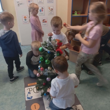 f12d1d34-c686-4176-b719-f80a1ad426e1