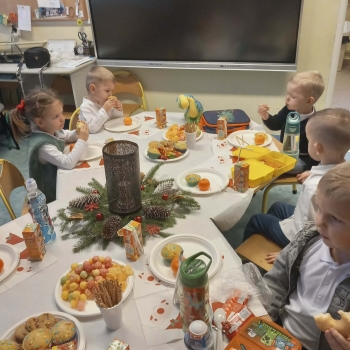 f50b3c66-d68a-42ea-861a-a8f7fc56ce84