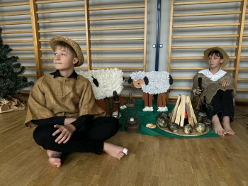 2cb6b579-3d0a-4792-8ee4-66819240c7c8