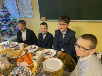 78081df4-c2ab-4cdd-8580-175a716d9d10