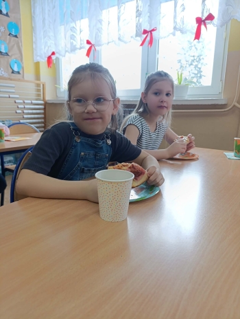 ddda4c0d-2253-4043-8bc9-bc20e56a7743