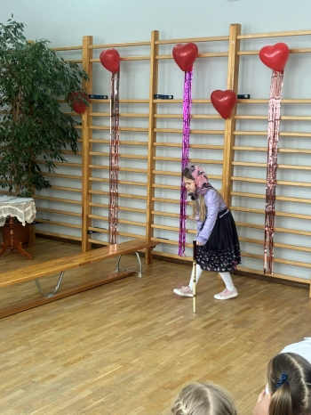 9f4cb737-c48a-4a4f-976a-520526b2a4a3