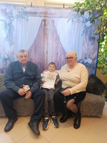 cf7ab6e7-a61d-4b40-97bf-329d6c7d27d1