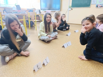 c2361bb8-4779-4853-86c3-75299ff2c947