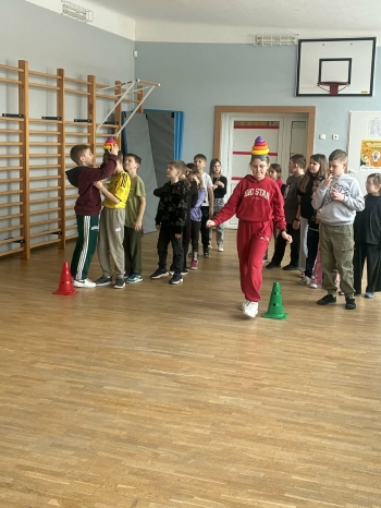 266c5d61-e0dc-42b3-80f9-2295aed8831d