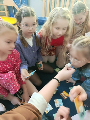 f17f43a9-307e-4f2f-8431-fe42efe09552