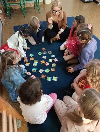 fb1d184b-2a16-40df-8ddd-fd645a0ec0e0