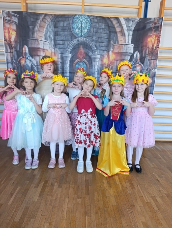 0f00b4ce-7be6-4344-a769-aba9fca27550