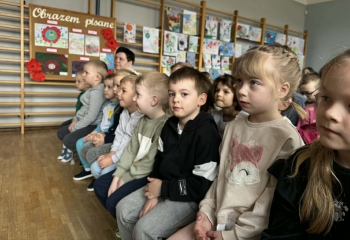 0f6b4d2b-1889-4322-ae78-330e7ac45349