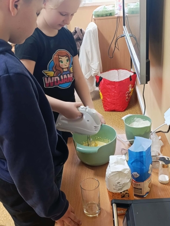 3dc31df9-1e66-4d36-ba10-c940ac8467c8