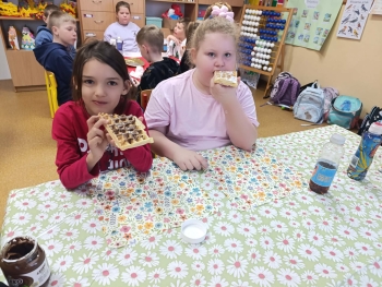 9971f300-6079-41f0-b333-5316f6b2aaca