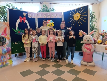 8b2f0972-d2de-47f3-80d7-c84a7c44c831