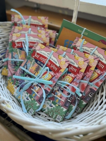 ee8cb488-b515-4d42-887c-c095200db26a