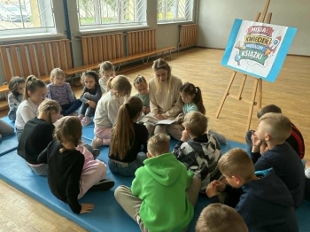 d9b9b3a5-2407-4cab-a74e-0da01d88a76b